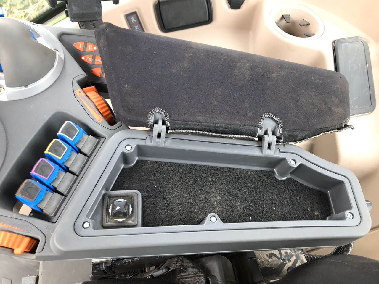 Tractor FENDT 514 Vario S4 ProfiPlus