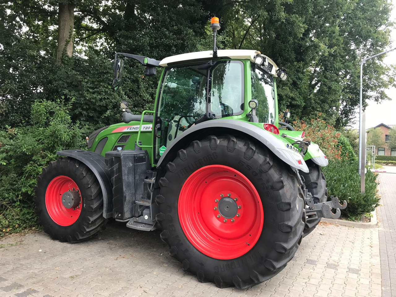 Tractor FENDT 720 Vario S4 PowerPlus
