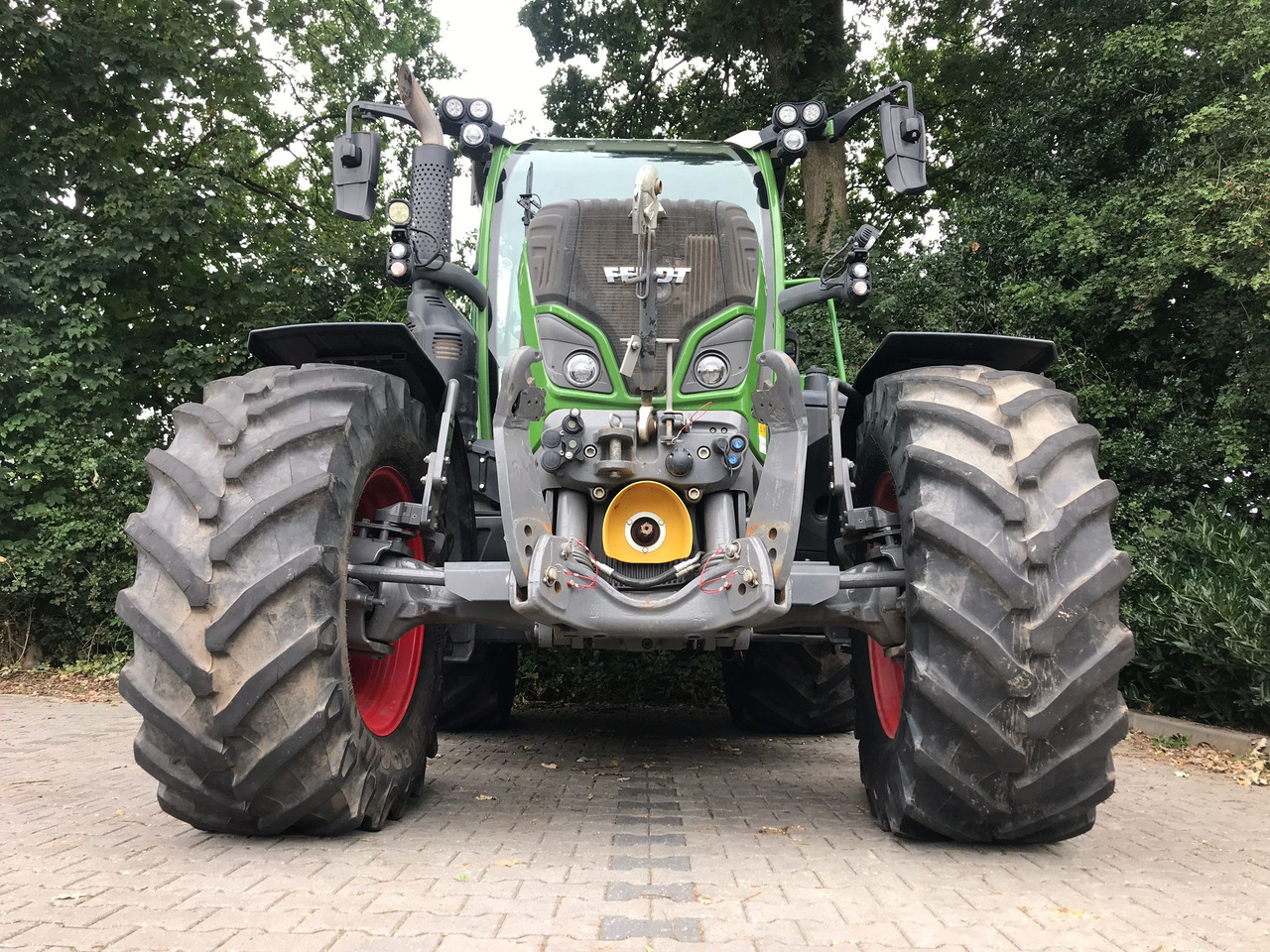 Tractor FENDT 720 Vario S4 PowerPlus
