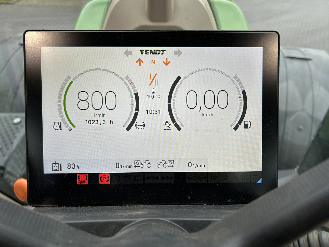 Tractor FENDT 724 Vario Gen6 ProfiPlus setting 2