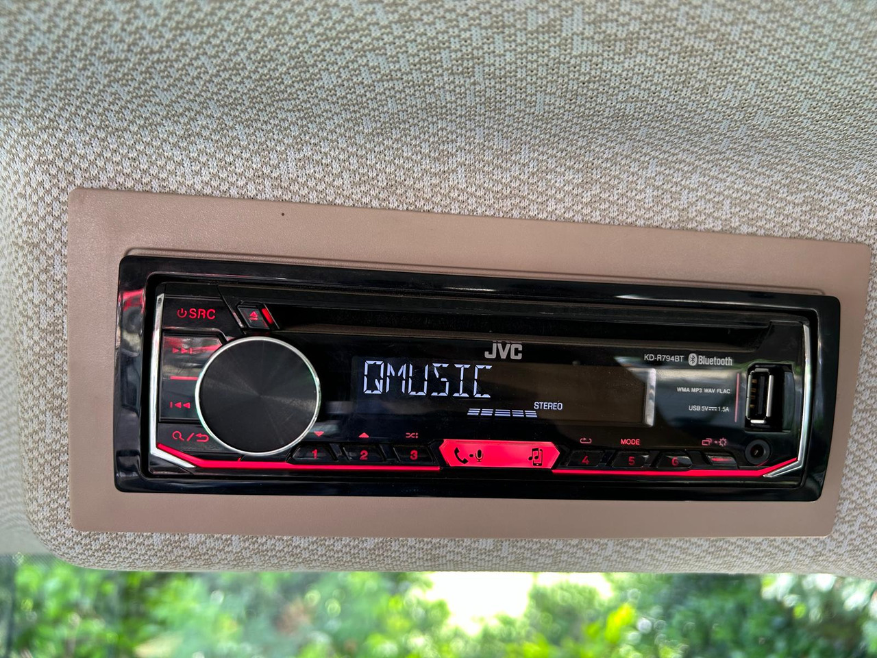 Tractor FENDT 828 Vario S4 ProfiPlus