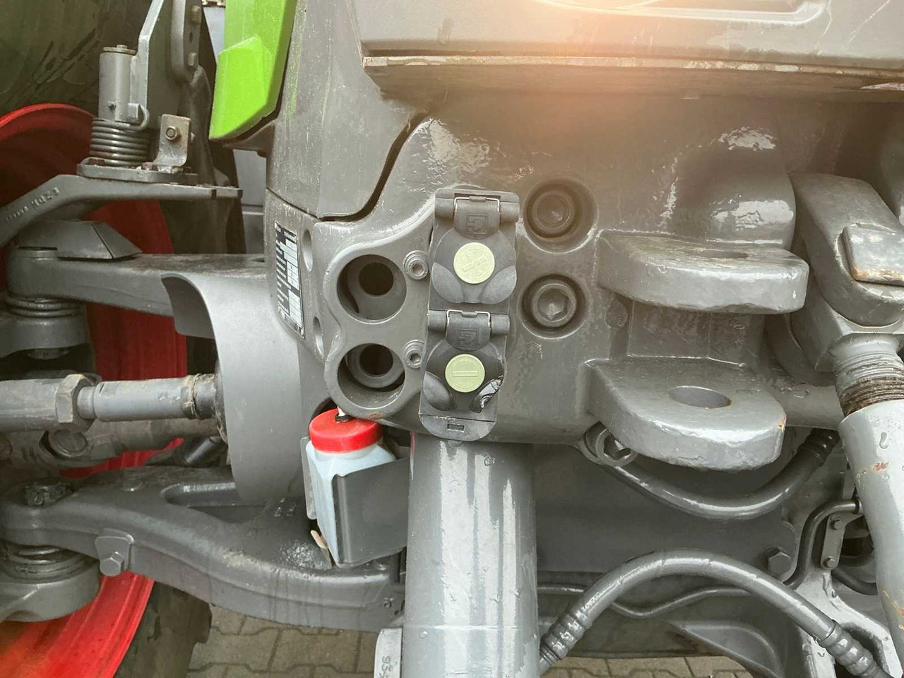 Tractor FENDT 934 VARIO ALL-WHEEL DRIVE AGRICULTURAL TRACTOR