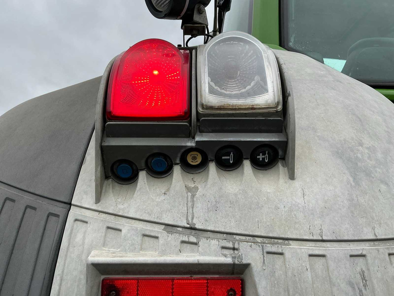 Tractor FENDT 934 VARIO ALL-WHEEL DRIVE AGRICULTURAL TRACTOR