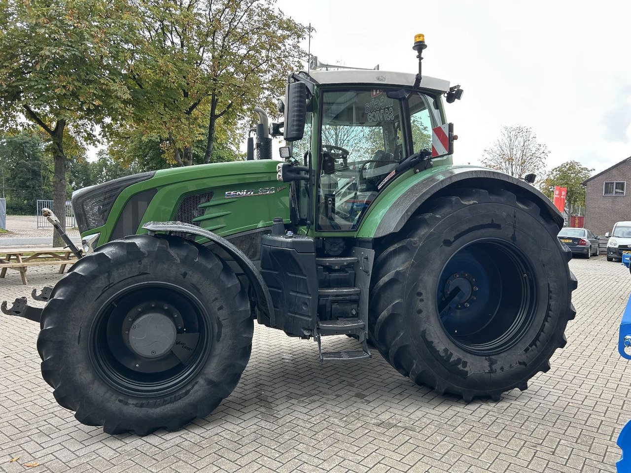 Tractor FENDT 939 S4 ProfiPlus