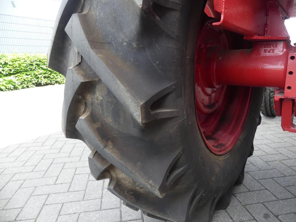 Tractor Fahr D45L