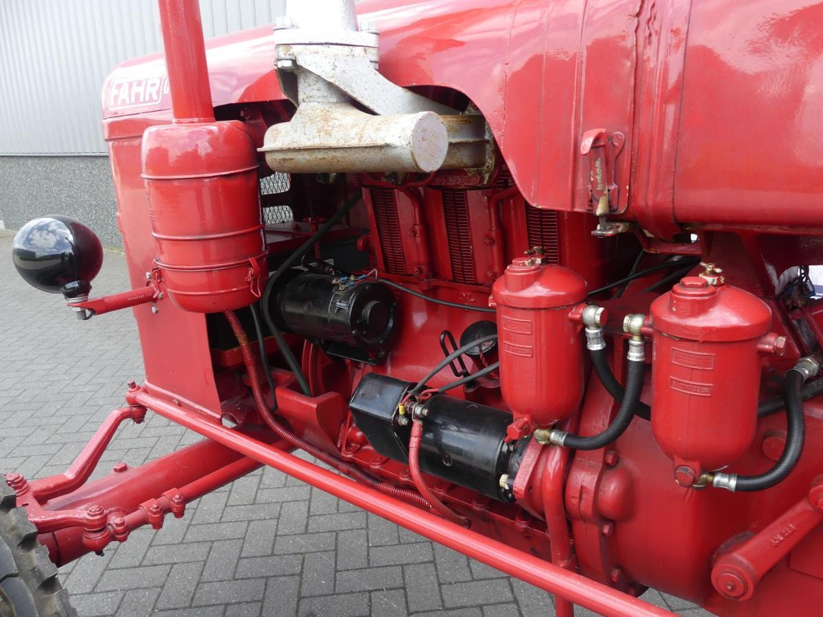 Tractor Fahr D45L