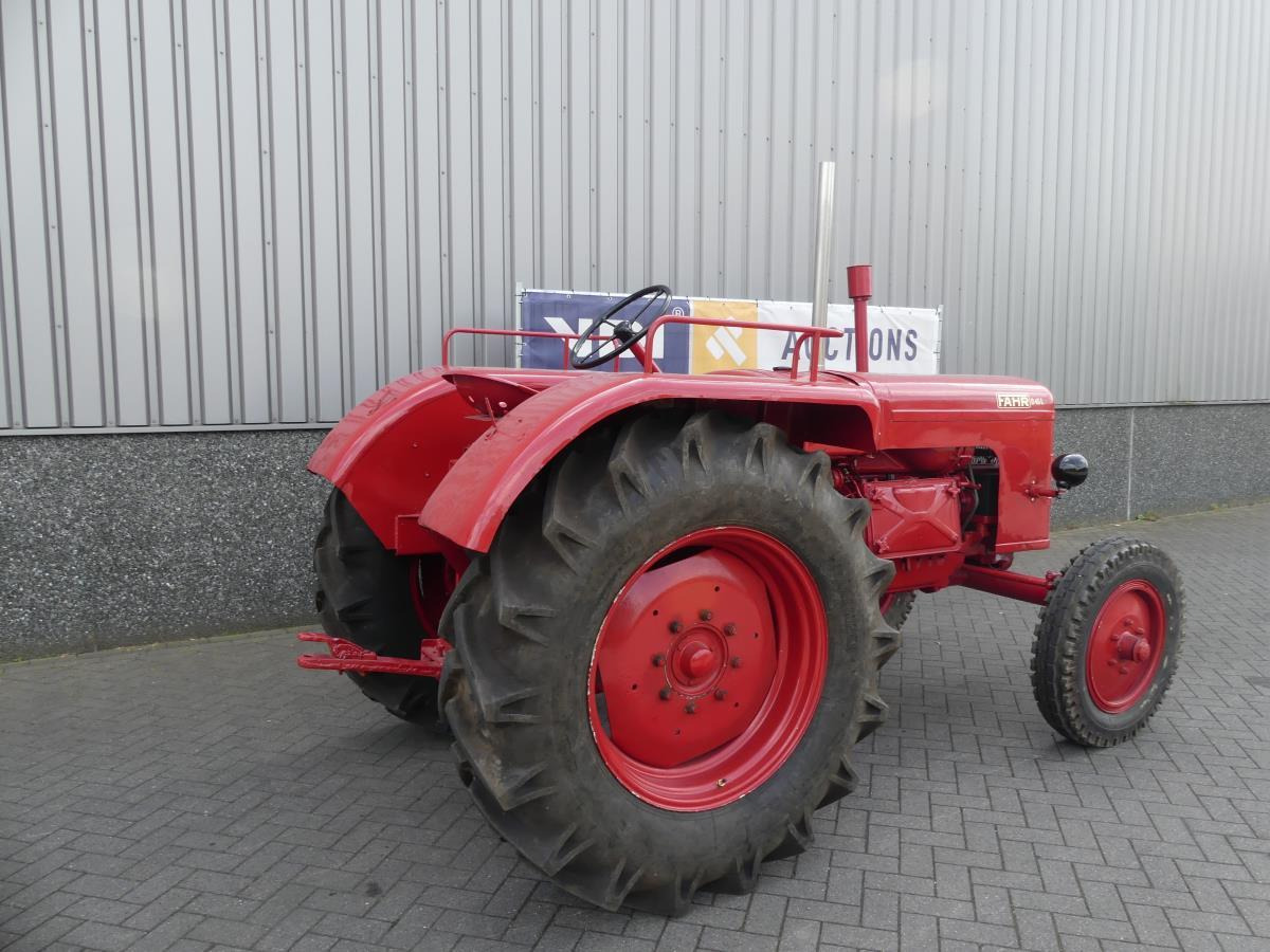 Tractor Fahr D45L