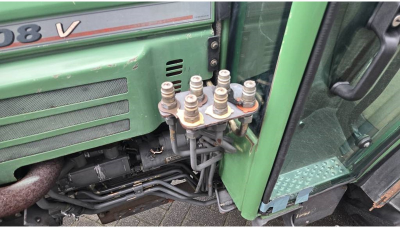 Tractor Fendt 208 VA