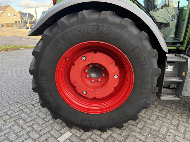 Tractor Fendt 313 Vario FendtOne + Fendt Cargo 4x75