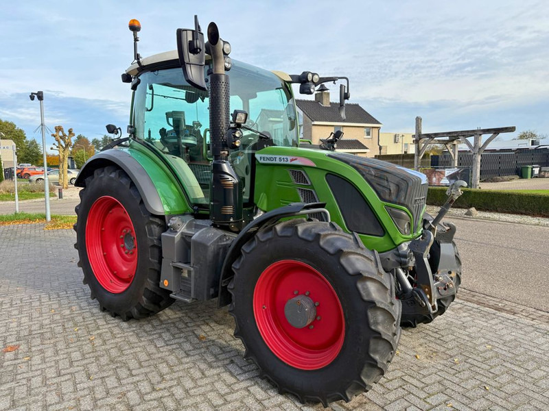 Tractor Fendt 513 Vario Power