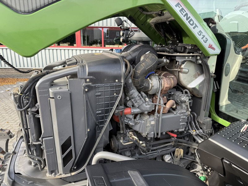 Tractor Fendt 513 Vario Power
