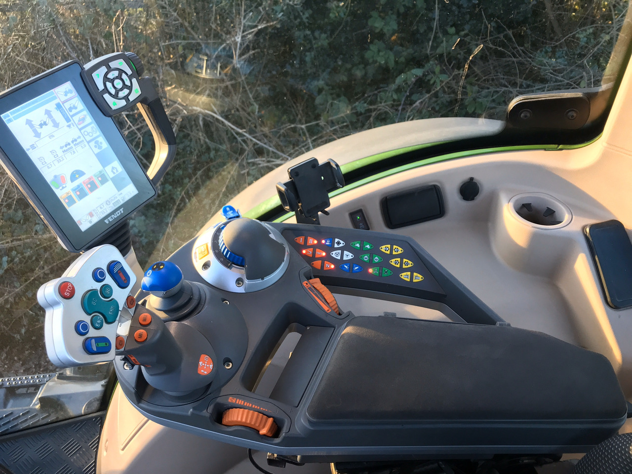 Tractor Fendt 513 Vario S4 PowerPlus