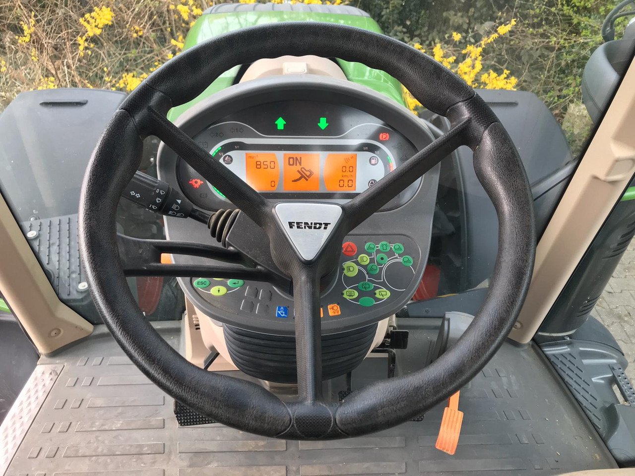 Tractor Fendt 514 Vario S4 ProfiPlus