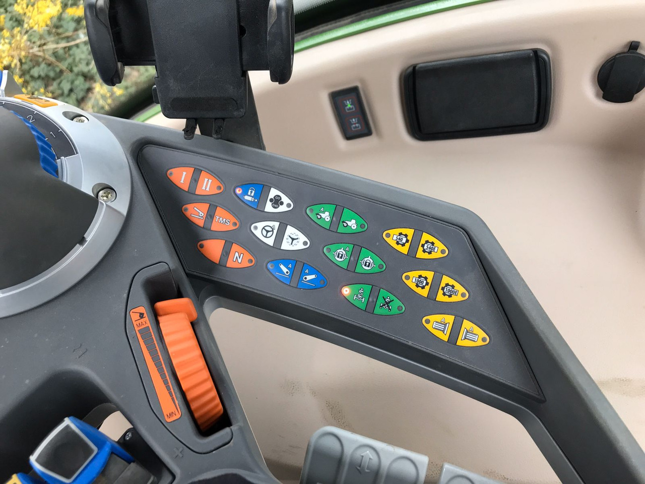 Tractor Fendt 514 Vario S4 ProfiPlus