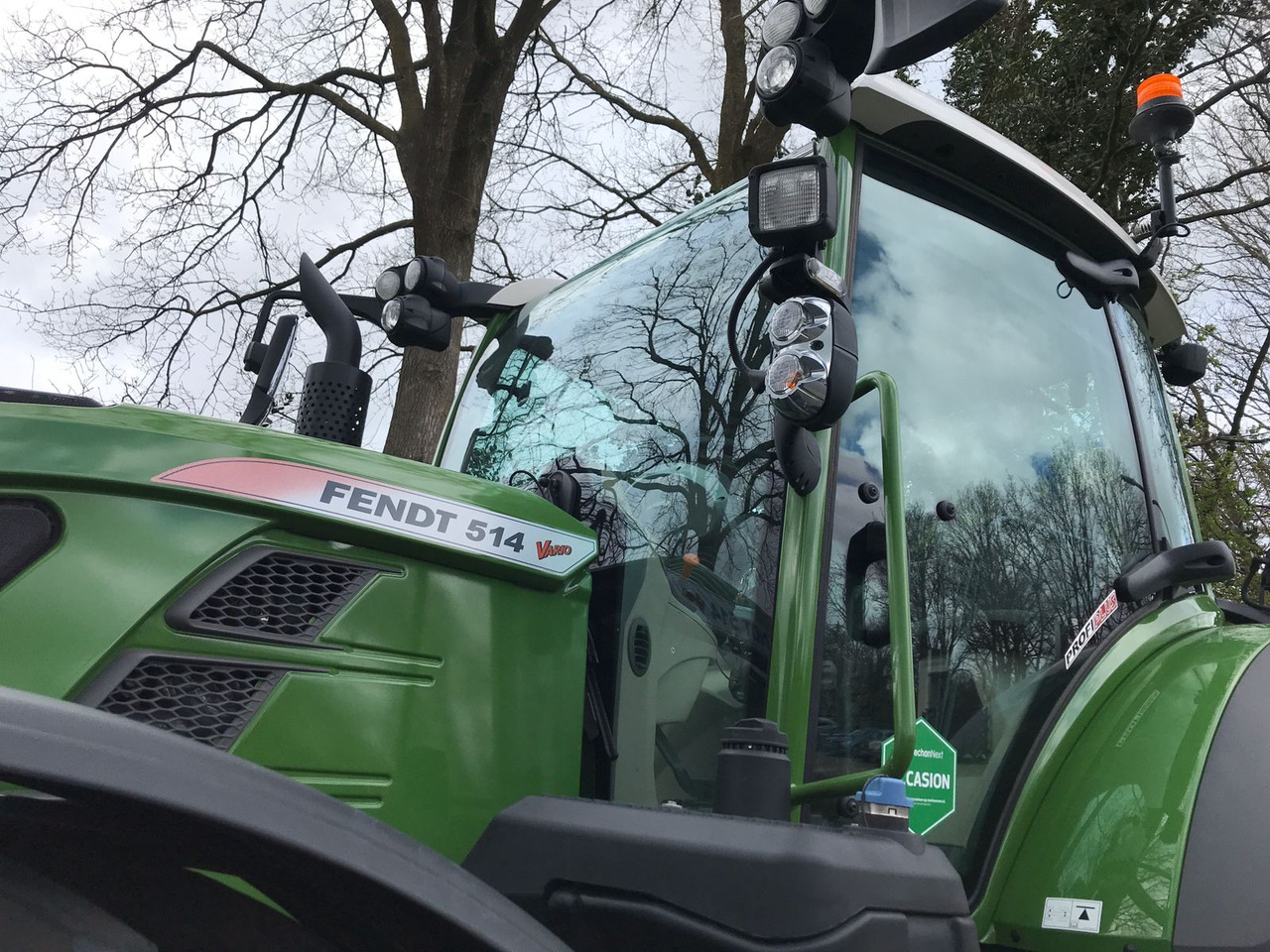 Tractor Fendt 514 Vario S4 ProfiPlus