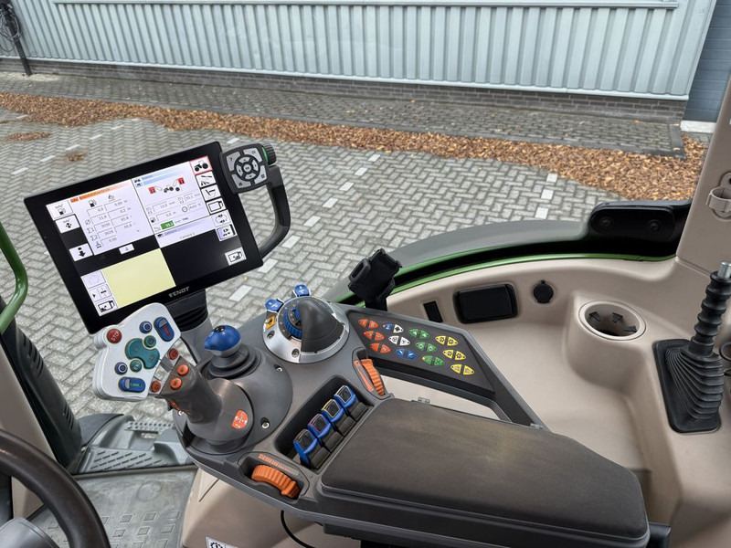 Tractor Fendt 516 Vario ProfiPlus