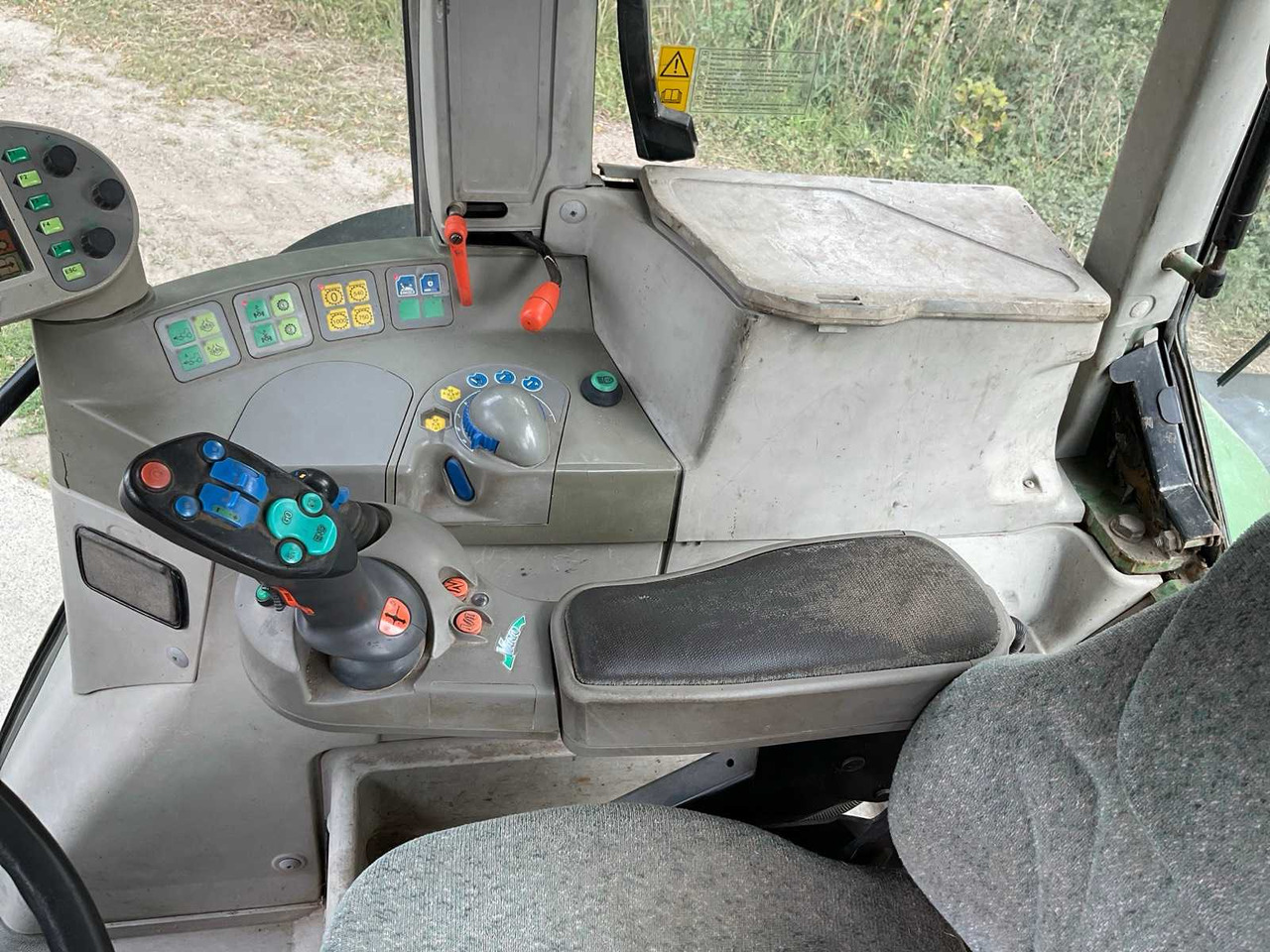 Tractor Fendt 712 Vario