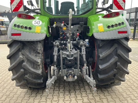 Tractor Fendt 720 S4 PROFI PLUS