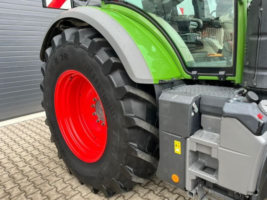 Tractor Fendt 720 S4 PROFI PLUS