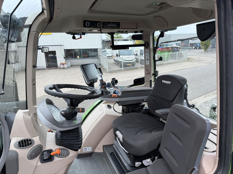 Tractor Fendt 720 S4 Vario Profi Plus