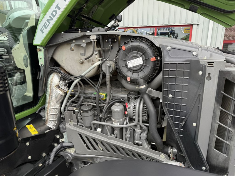 Tractor Fendt 720 S4 Vario Profi Plus