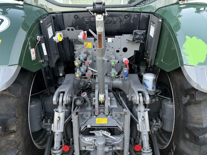 Tractor Fendt 720 Vario ProfiPlus + Cargo 5X85