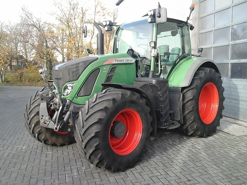 Tractor Fendt 720 Vario S4 Profi