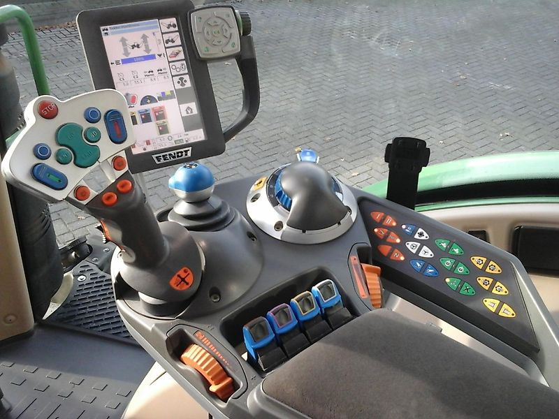 Tractor Fendt 720 Vario S4 Profi