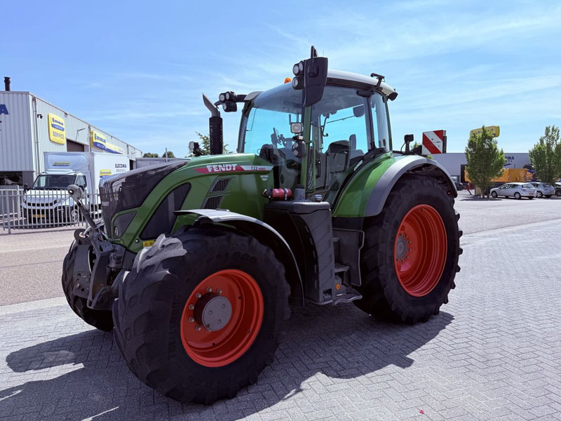 Tractor Fendt 722 Vario Power +