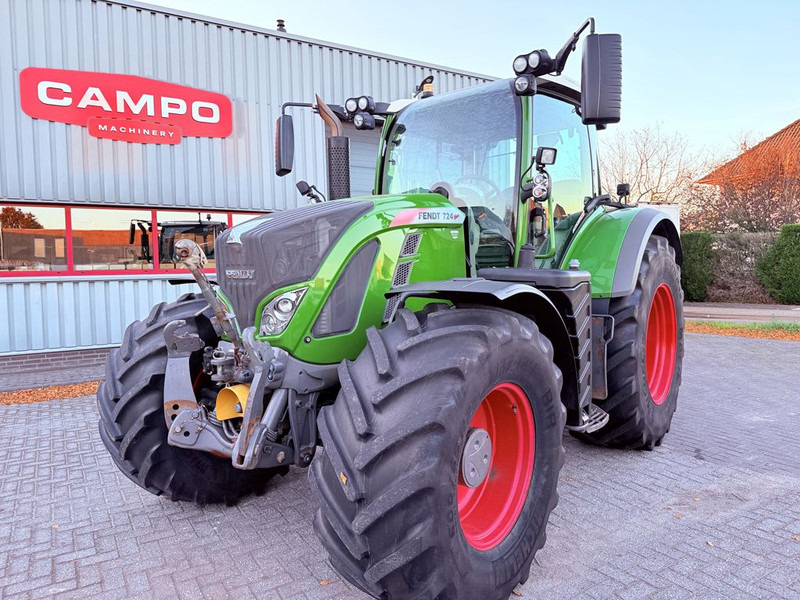 Tractor Fendt 724 S4 Profi Plus