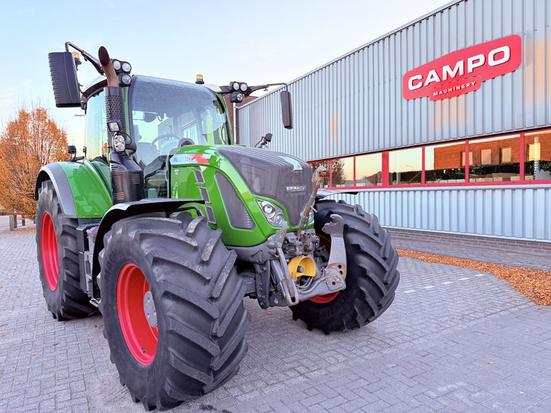 Tractor Fendt 724 S4 Profi Plus