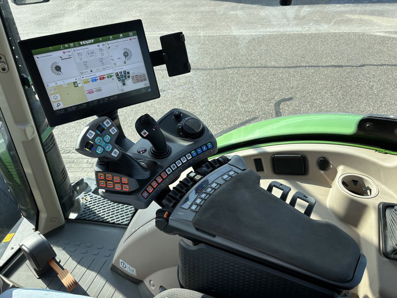 Tractor Fendt 724 Vario Profi Plus GEN 6