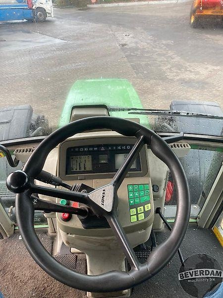 Tractor Fendt 820 Vario TMS