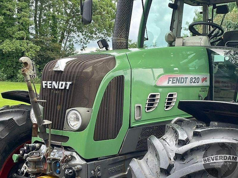 Tractor Fendt 820 Vario TMS