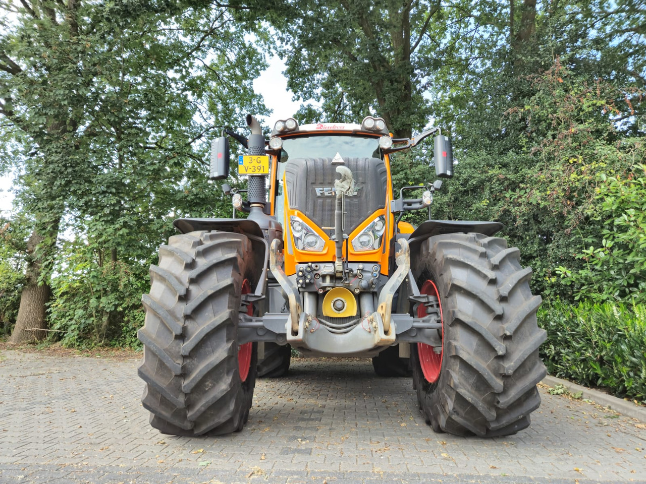 Tractor Fendt 828 Vario S4 ProfiPlus
