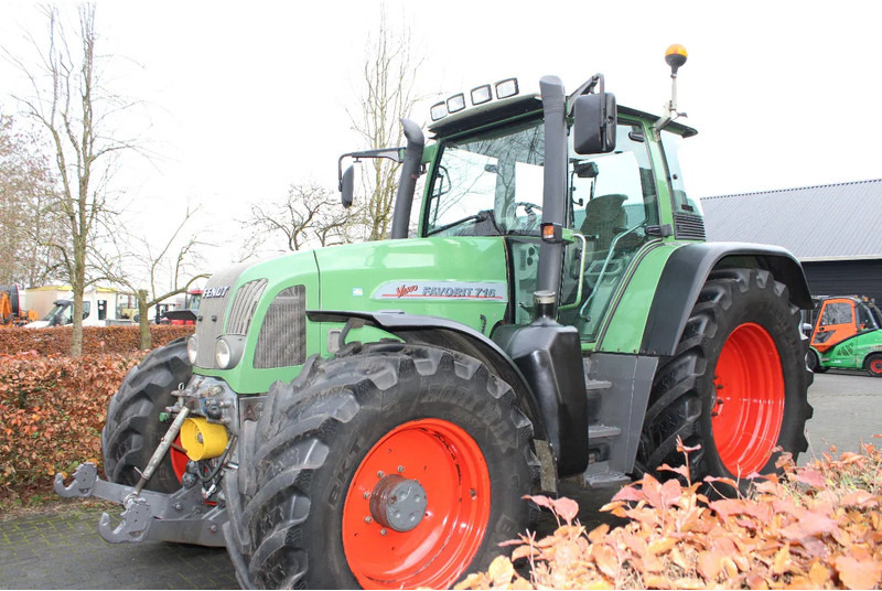 Tractor Fendt FAVORIT 716 VARIO Favorit 716 vario