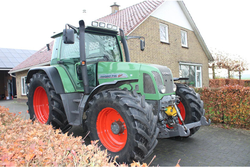 Tractor Fendt FAVORIT 716 VARIO Favorit 716 vario