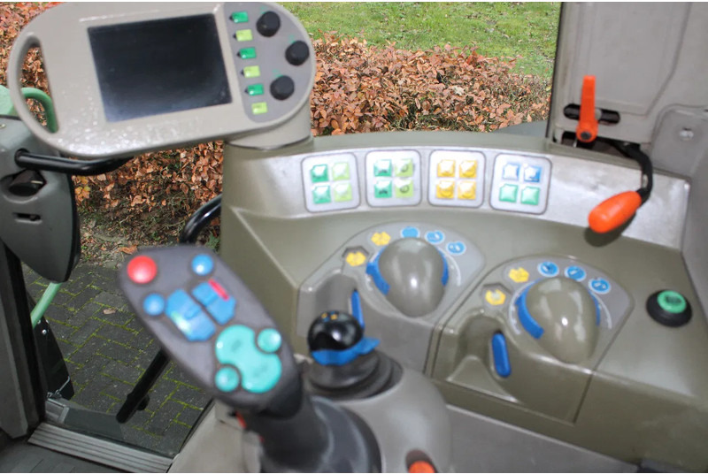 Tractor Fendt FAVORIT 716 VARIO Favorit 716 vario