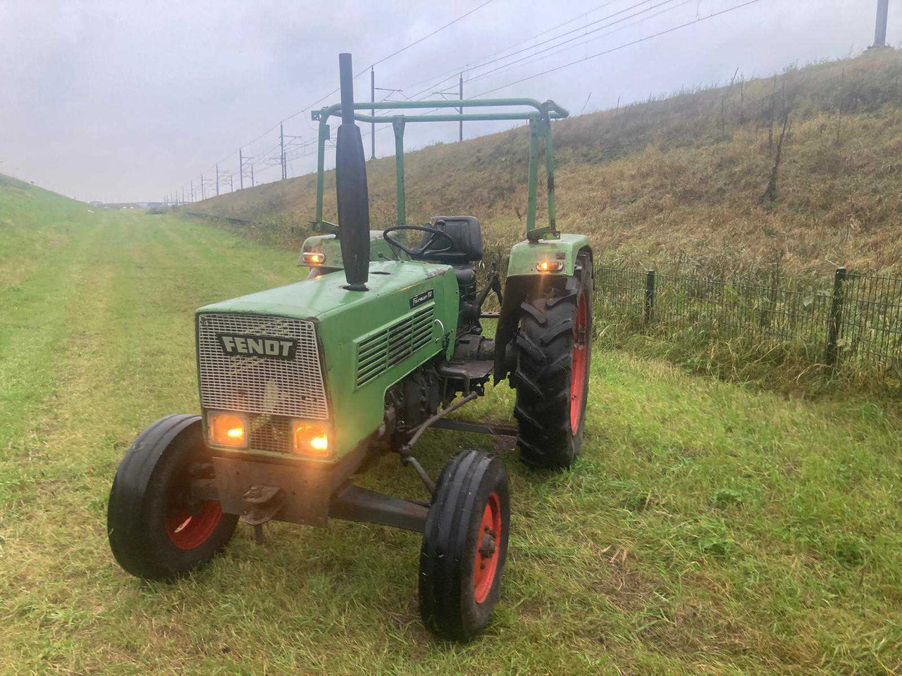 Tractor Fendt Farmer 102