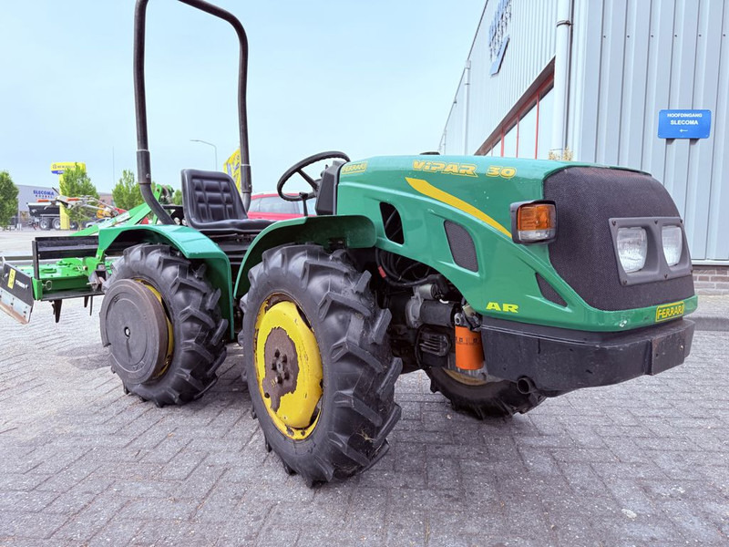 Tractor Ferrari VIPAR F30L AR