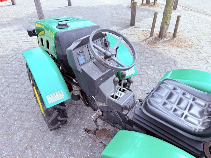 Tractor Ferrari VIPAR F30L AR