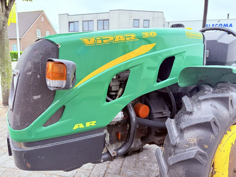 Tractor Ferrari VIPAR F30L AR