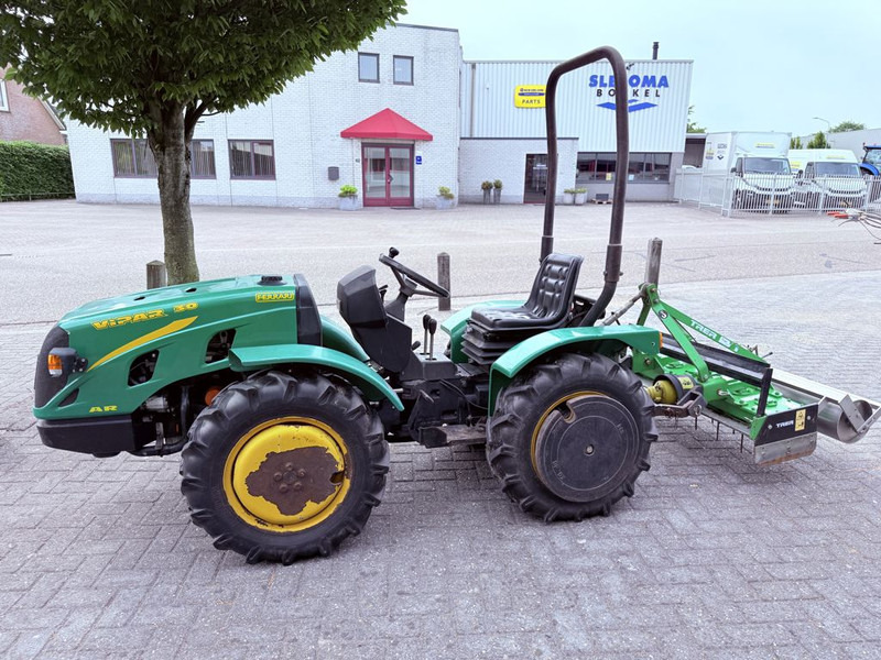 Tractor Ferrari VIPAR F30L AR