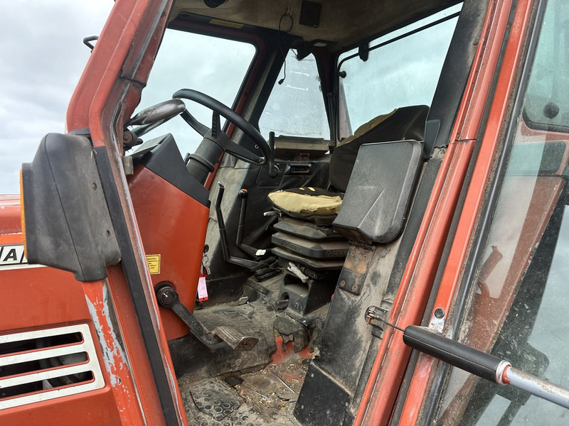 Tractor Fiat 100-90 DT