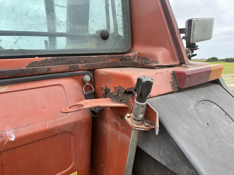 Tractor Fiat 100-90 DT