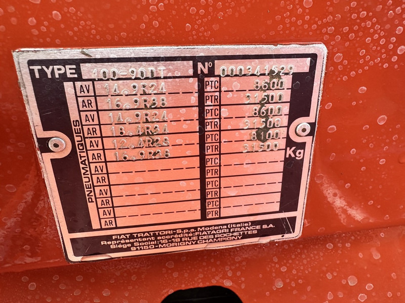 Tractor Fiat 100-90 DT