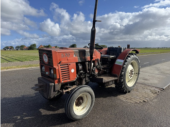 Tractor Fiat 570
