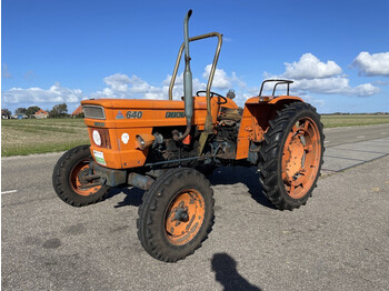 Tractor Fiat 640
