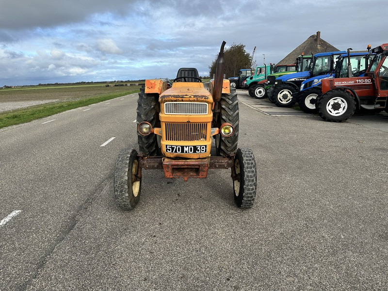 Tractor Fiat 640