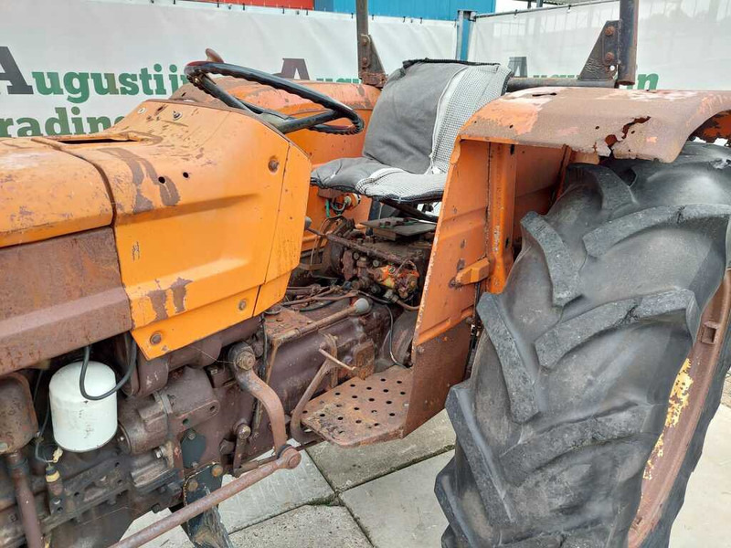 Tractor Fiat 640/8